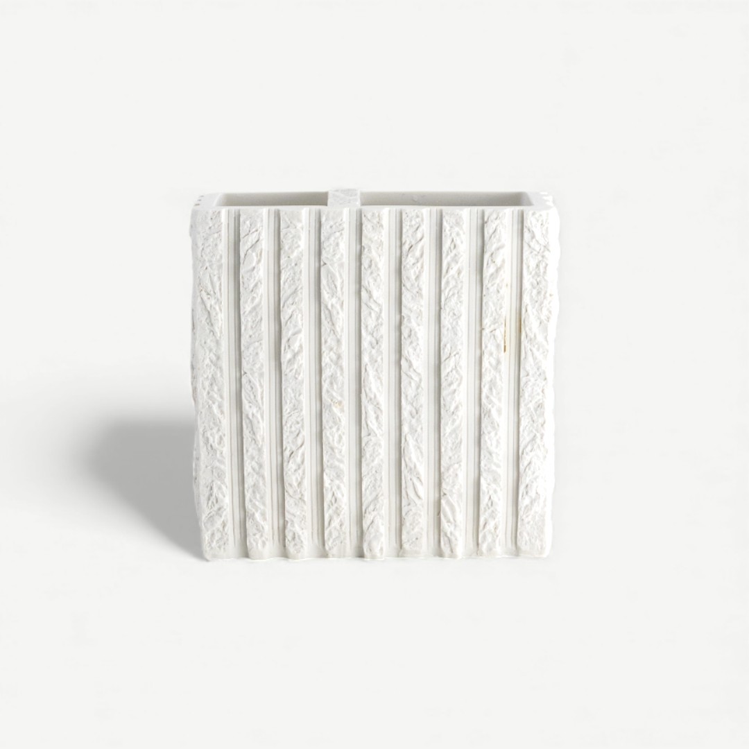 Yaniesh Toothbrush Holder